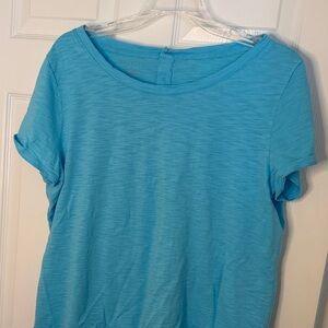 Talbots Light Beautiful Blue Short Sleeve Tee with buttons on the back
